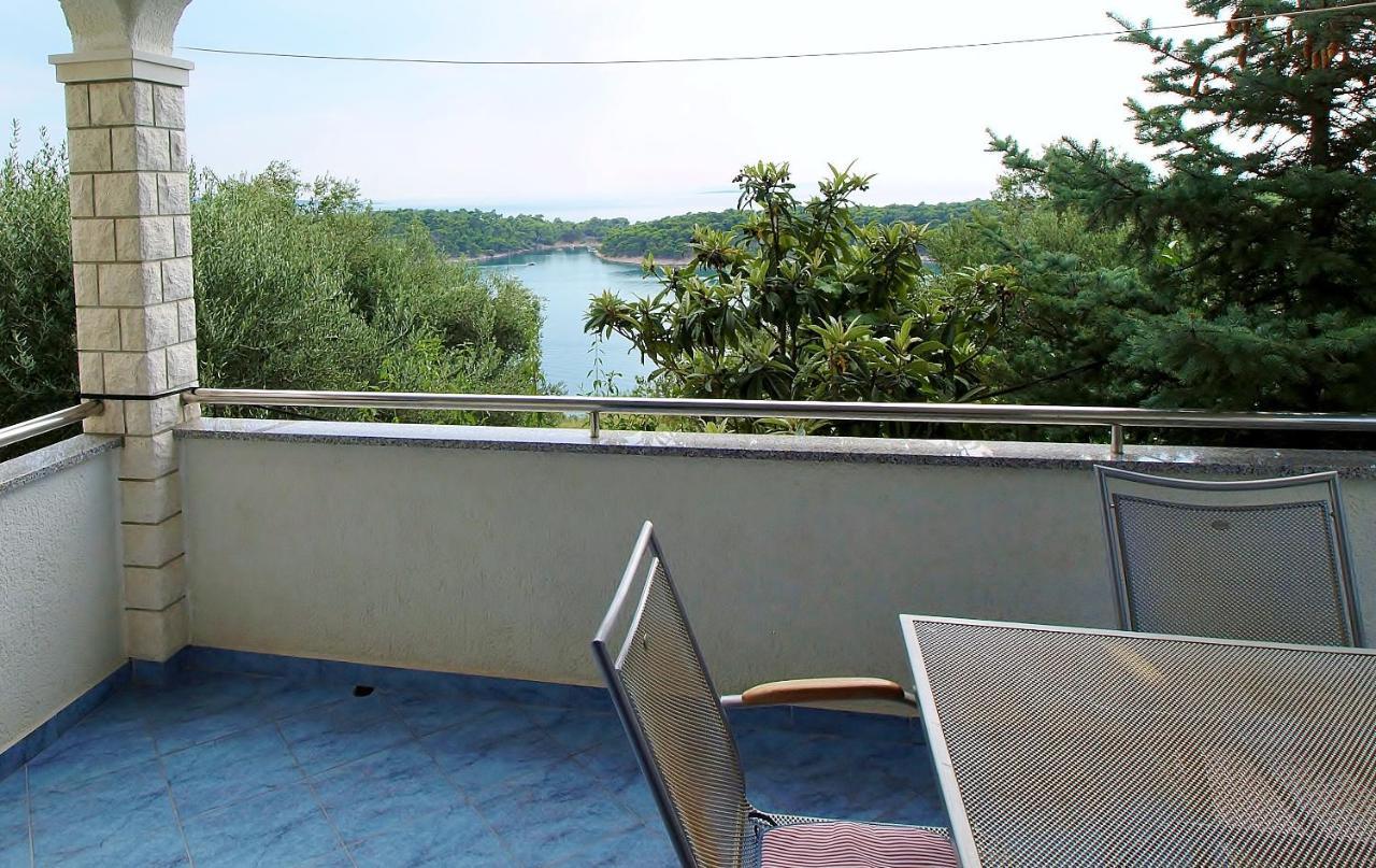 Apartments Eufemija Rab Town Exterior photo