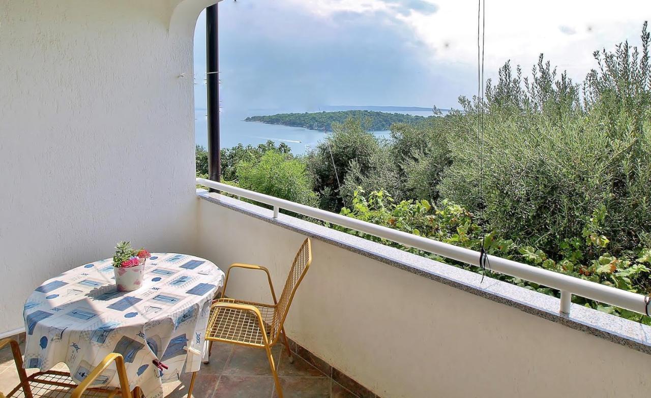 Apartments Eufemija Rab Town Exterior photo
